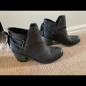 ROXY Lace Up Dulce Heeled Ankle Boots